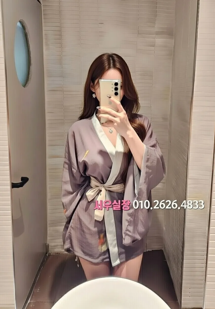 나성동 쩜오 댄스플로어 공간