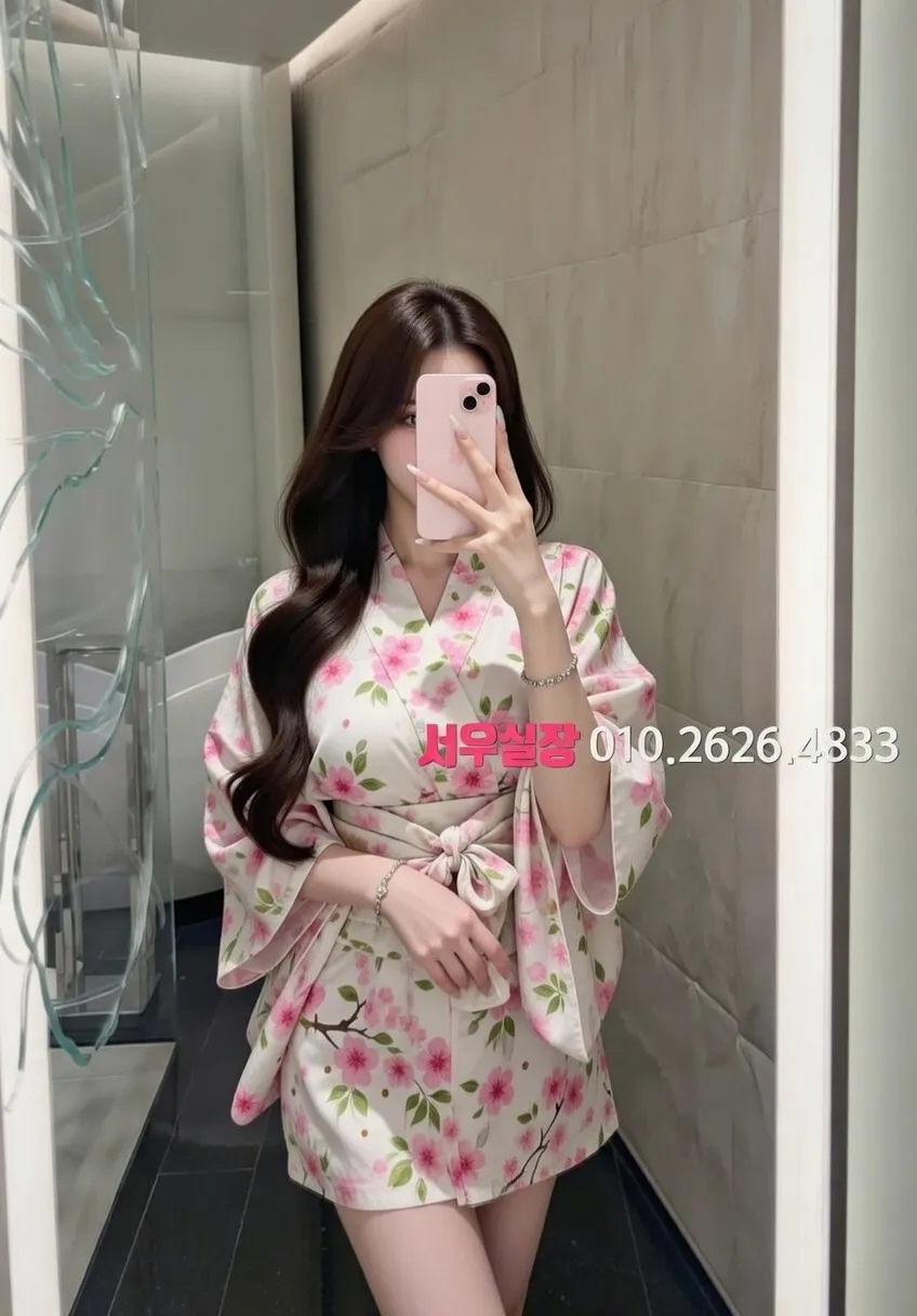 청라동 셔츠룸 세련된 룸 인테리어